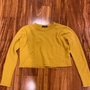 Brandy Melville yellow cropped sweater